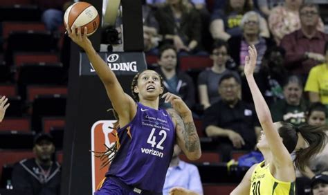 Griner leads Phoenix against Seattle after 29-point game